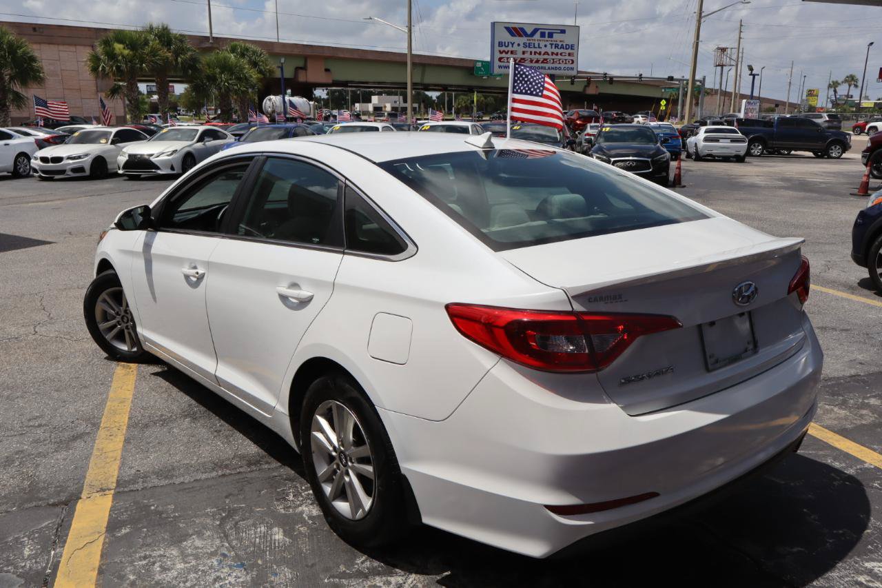 Used 2016 Hyundai Sonata SE FWD image 5