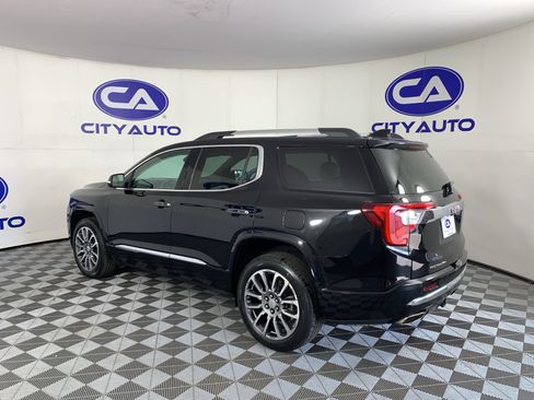 Used 2021 GMC Acadia Denali w/ Denali Technology Package FWD image 5