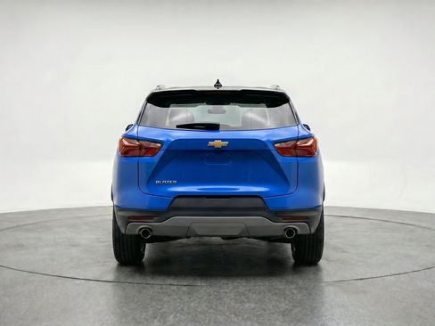 Used 2025 Chevrolet Blazer LT FWD image 7