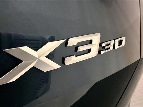 Certified 2025 BMW X3 xDrive30i w/ Premium Package AWD/4WD image 9