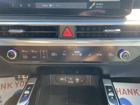 New 2026 Kia Sorento X-Line SX Prestige image 23