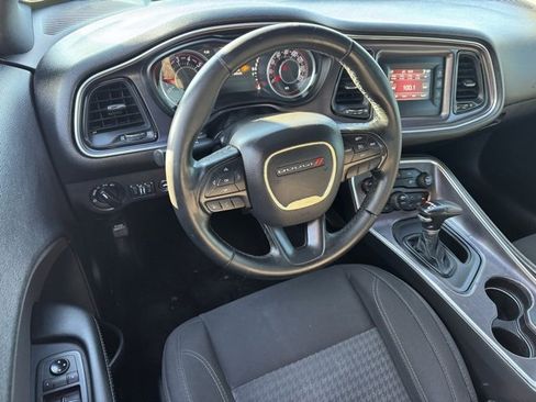 Used 2016 Dodge Challenger SXT w/ Driver Convenience Group image 13
