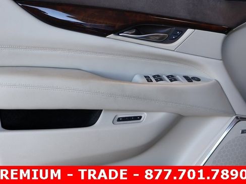 Used 2016 Cadillac Escalade Premium image 11