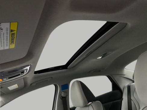 New 2026 Hyundai Elantra Limited image 31