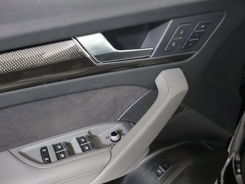 Used 2023 Audi SQ5 Premium Plus w/ Premium Plus Package image 22