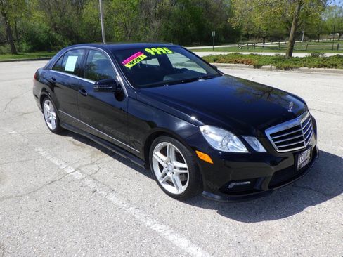 Used 2011 Mercedes-Benz E 350 4MATIC Sedan image 5