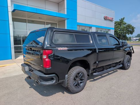 Used 2019 Chevrolet Silverado 1500 LT Trail Boss AWD/4WD image 8
