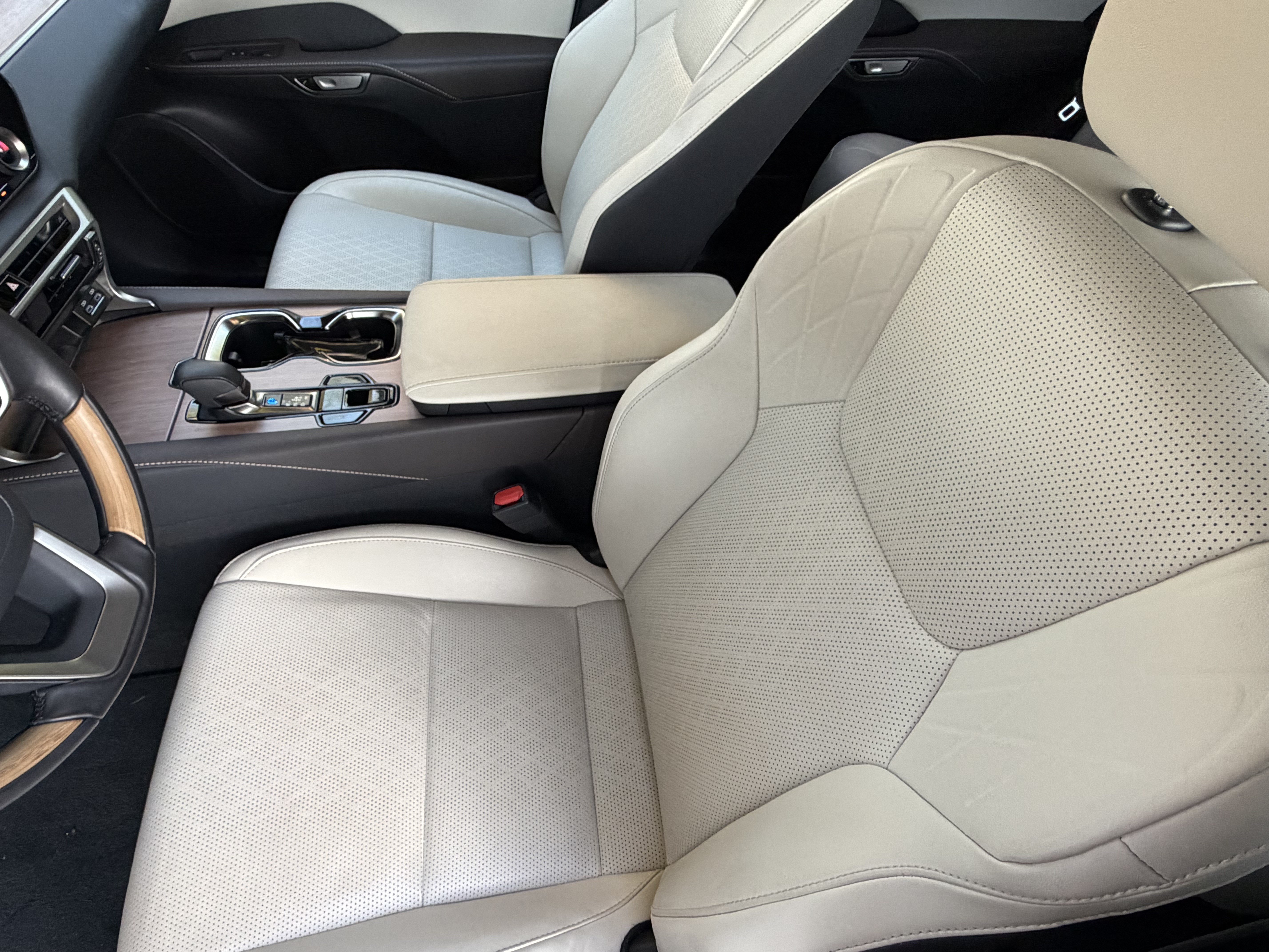 Used 2026 Lexus RX 350 Premium Plus w/ Accessory Package (Z1) FWD image 14
