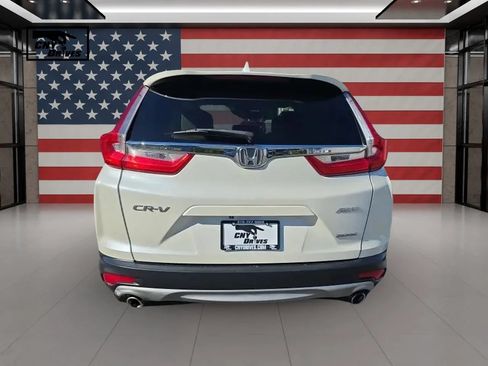 Used 2017 Honda CR-V Touring image 6