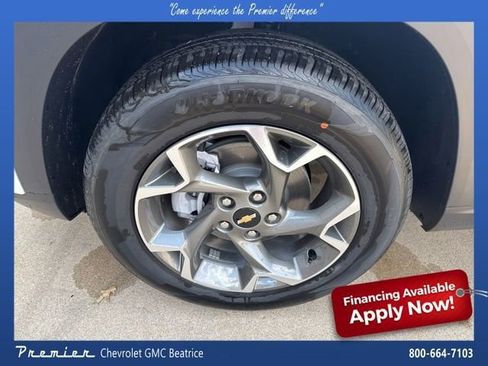 New 2025 Chevrolet Trax LT w/ Driver Confidence Package image 11