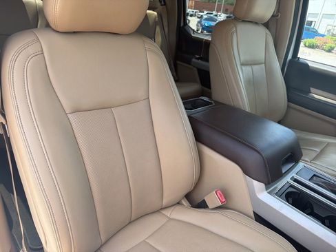Certified 2019 Ford F150 Lariat w/ Equipment Group 502A Luxury AWD/4WD image 12