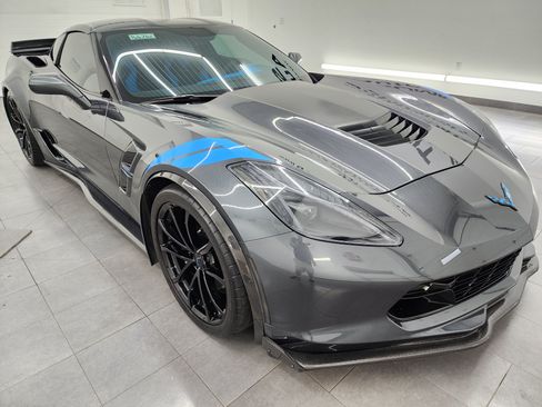 Used 2017 Chevrolet Corvette Grand Sport RWD image 2