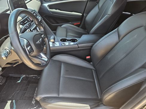 Used 2020 Genesis G70 2.0T RWD image 5