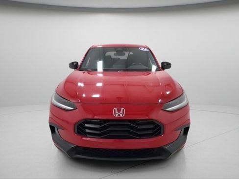 Used 2023 Honda HR-V Sport image 2