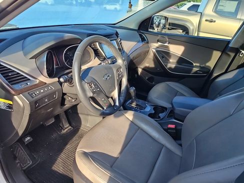Used 2017 Hyundai Santa Fe Sport w/ 2.4L Tech Package 04 AWD/4WD image 10