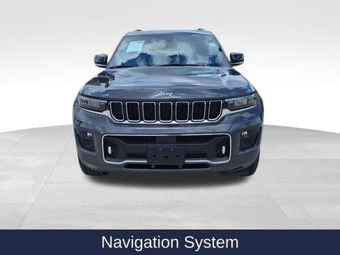 Used 2022 Jeep Grand Cherokee L Overland w/ Luxury Tech Group IV RWD image 2