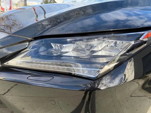 Used 2018 Lexus RX 350L Luxury w/ Accessory Package image 17