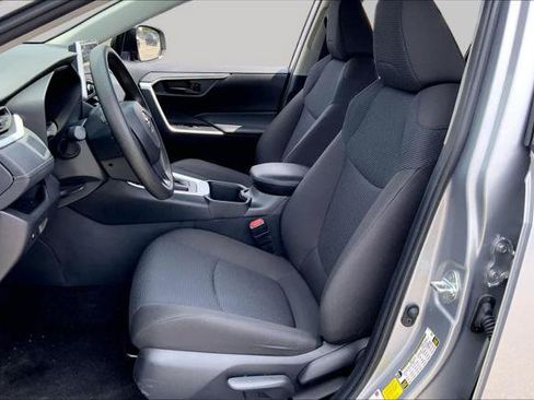 Certified 2025 Toyota RAV4 LE FWD image 8