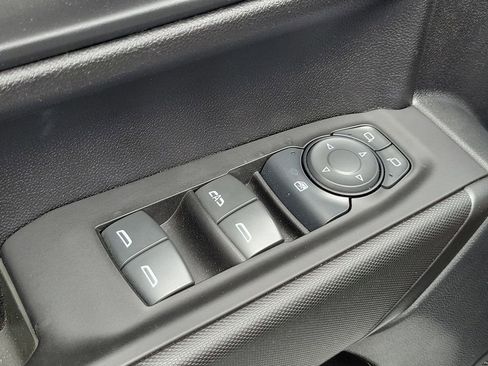 Used 2022 Chevrolet Silverado 1500 Custom w/ LPO, Dark Essentials Package RWD image 21