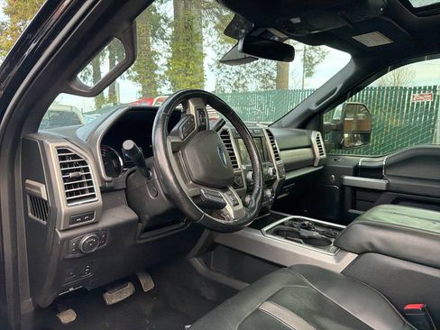 Used 2018 Ford F350 Platinum w/ Platinum Ultimate Package image 5