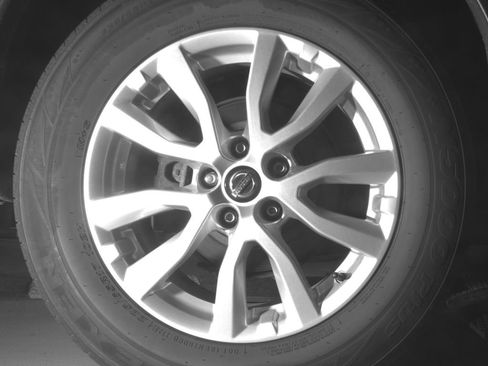Used 2017 Nissan Rogue SV AWD/4WD image 17