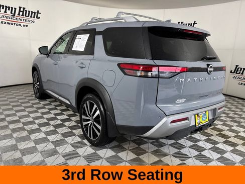 Used 2025 Nissan Pathfinder Platinum w/ Cargo Package FWD image 9