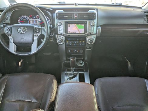 Used 2014 Toyota 4Runner Limited image 23