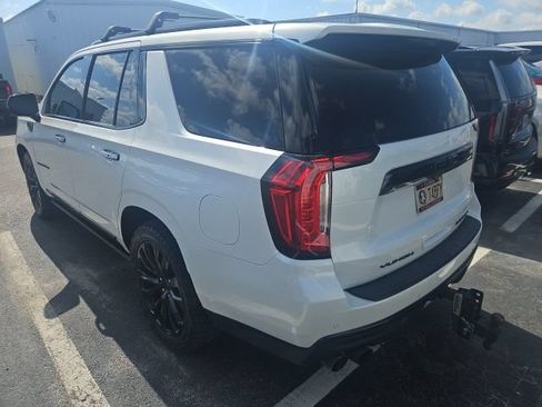 Used 2021 GMC Yukon Denali w/ Denali Ultimate Package AWD/4WD image 6
