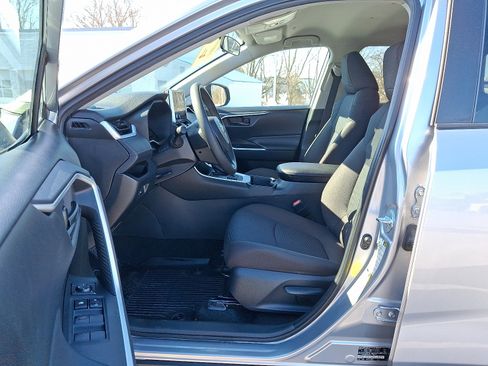 Certified 2023 Toyota RAV4 LE image 15