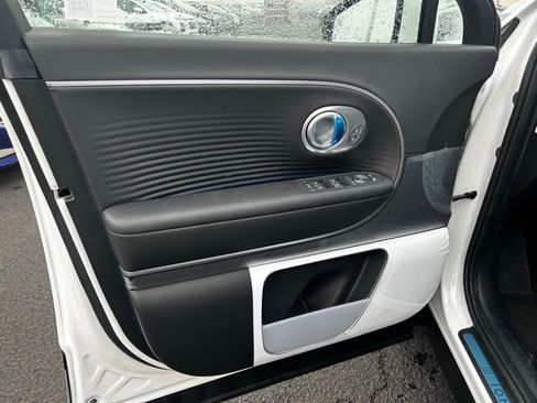 New 2026 Hyundai Ioniq 9 Limited image 9