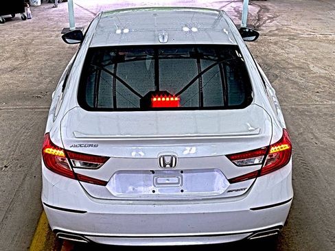 Used 2019 Honda Accord Sport image 4