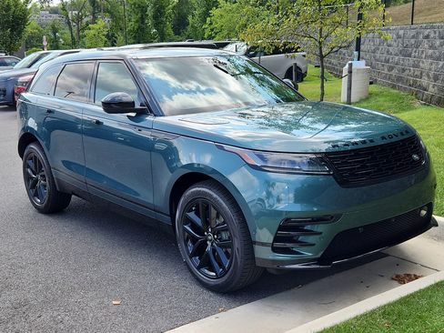 New 2026 Land Rover Range Rover Velar Dynamic SE image 10