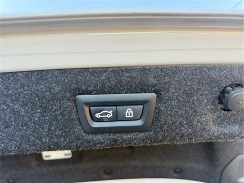 Used 2021 BMW M550i xDrive w/ Premium Package AWD/4WD image 47