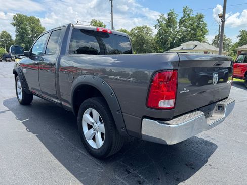 Used 2015 RAM 1500 Express AWD/4WD image 5