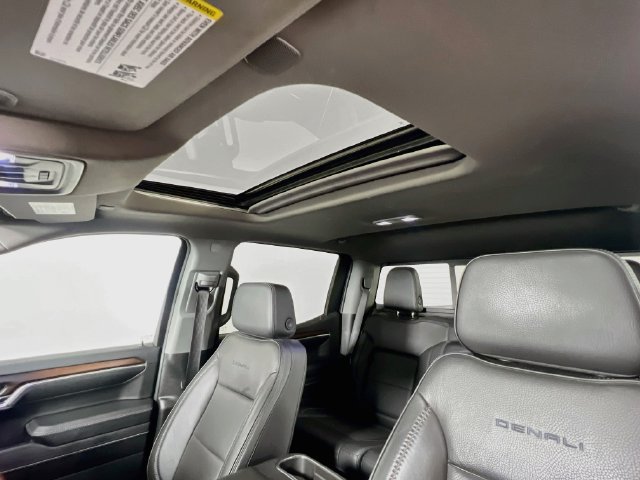 Used 2024 GMC Sierra 1500 Denali w/ Denali Reserve Package AWD/4WD image 22