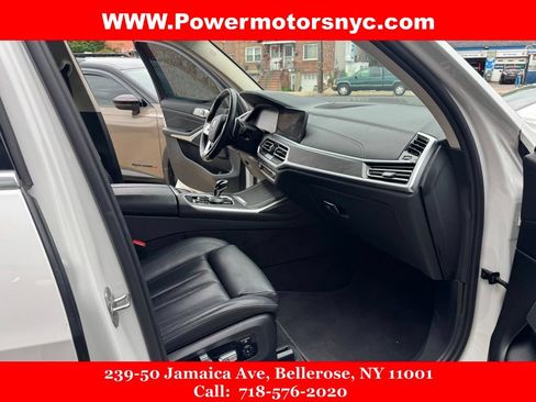 Used 2022 BMW X7 xDrive40i w/ Premium Package AWD/4WD image 27