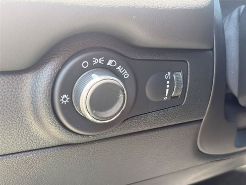 Used 2023 Dodge Durango R/T AWD/4WD image 30