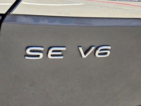 Used 2023 Volkswagen Atlas SE FWD image 11