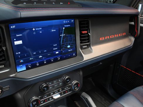 Used 2024 Ford Bronco Raptor w/ Interior Carbon Fiber Pack 6 image 85