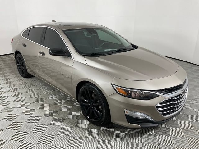 Used 2023 Chevrolet Malibu LT w/ Driver Confidence Package FWD image 13