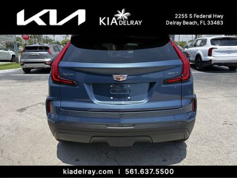 Used 2024 Cadillac XT4 Luxury w/ Cold Weather Package FWD image 4