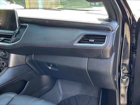 Used 2024 Chevrolet Tahoe RST w/ Luxury Package AWD/4WD image 13