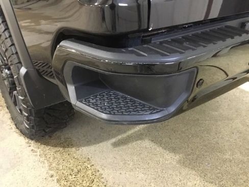 Used 2021 GMC Sierra 2500 Denali w/ Denali Black Diamond Edition image 21