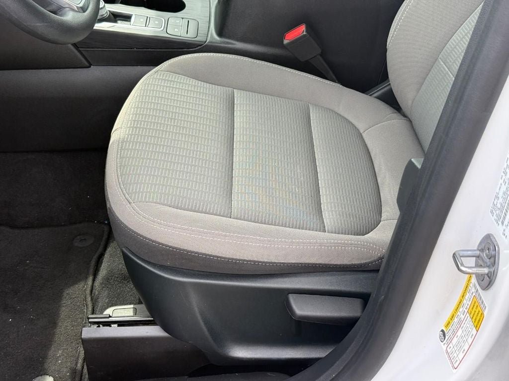 Used 2022 Ford Escape S AWD/4WD image 19