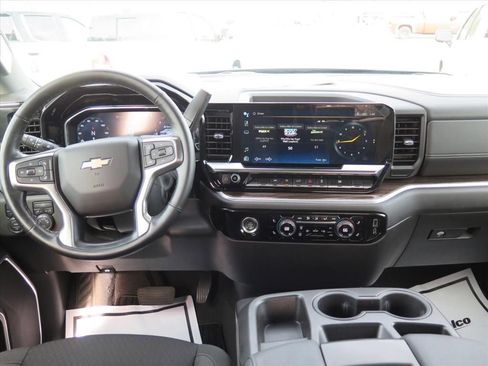 Used 2023 Chevrolet Silverado 1500 LT image 15