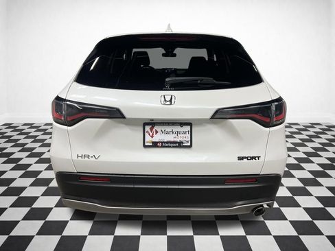 Used 2023 Honda HR-V Sport image 7