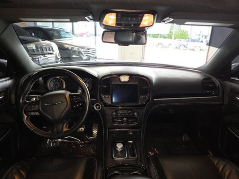 Used 2023 Chrysler 300 C RWD image 24
