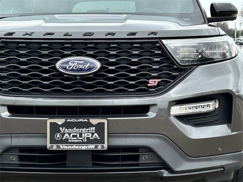 Used 2020 Ford Explorer ST w/ ST Street Pack image 9