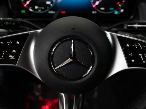 New 2027 Mercedes-Benz GLC 300 image 23