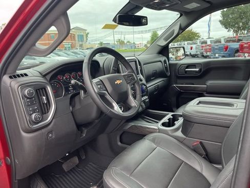Used 2022 Chevrolet Silverado 1500 LTZ w/ LTZ Premium Package AWD/4WD image 6